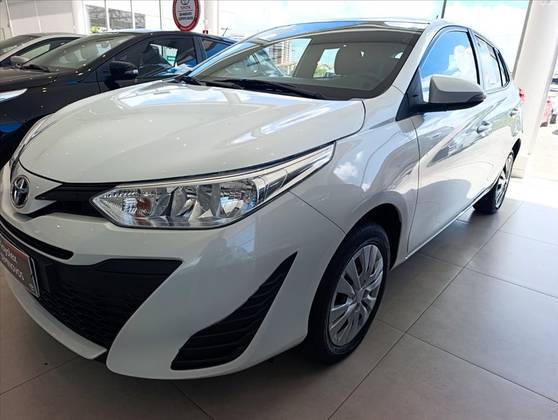 TOYOTA YARIS 1.3 16V FLEX XL LIVE MULTIDRIVE